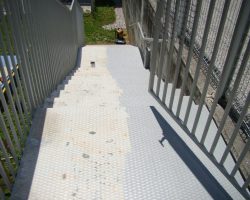 Oplesk kovinskih konstrukcij